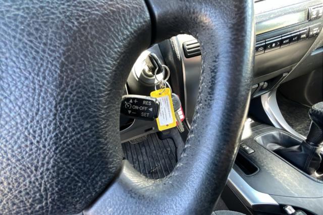 Toyota Land Cruiser image 2