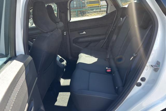 Dacia Duster image 9