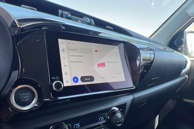 Toyota Hilux image 3