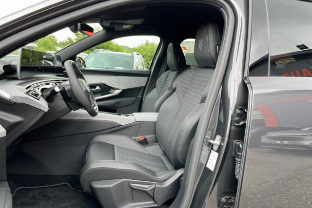 Peugeot 5008 image 1