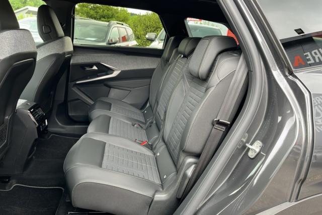 Peugeot 5008 image 9