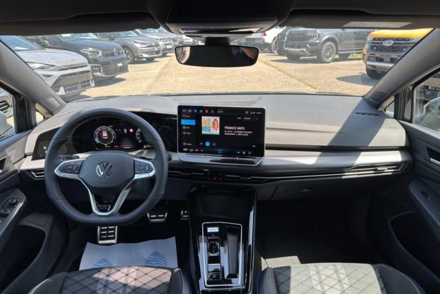 Volkswagen Golf image 7