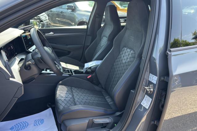 Volkswagen Golf image 4