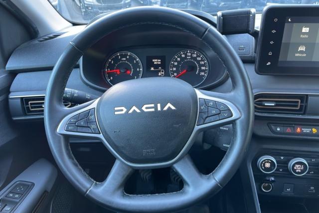 Dacia Jogger image 1