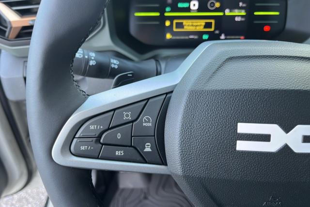 Dacia Duster image 7