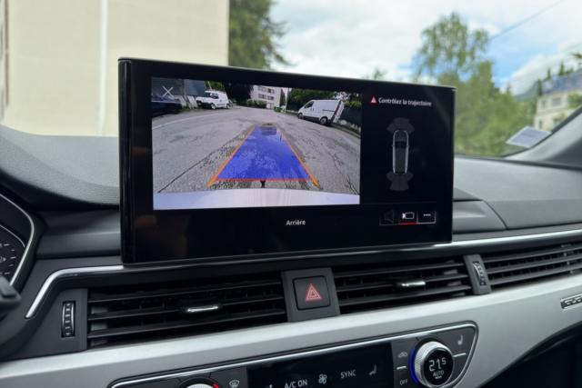 Audi A4 image 7