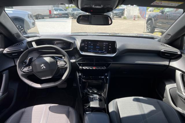Peugeot 2008 image 6
