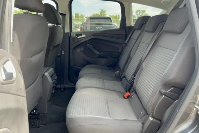 Ford C-Max image 8