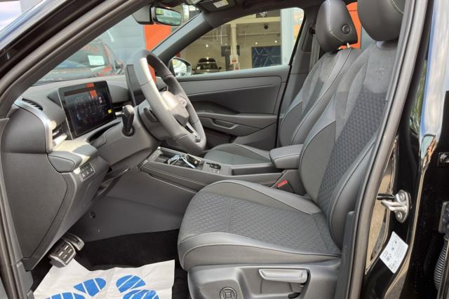 Volkswagen T-Roc image 8
