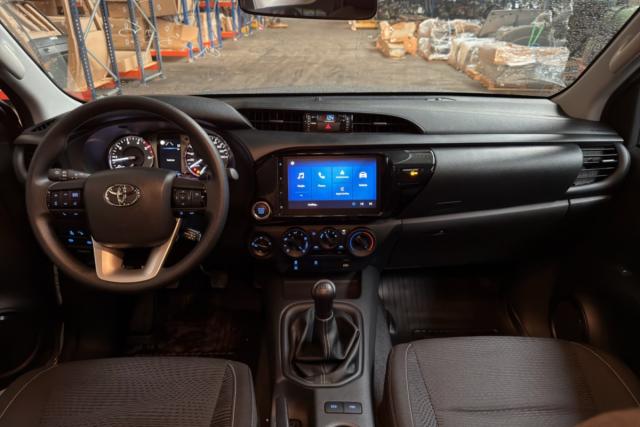 Toyota Hilux image 1