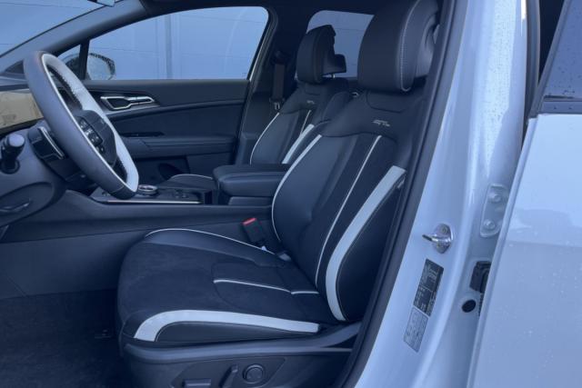 Kia Sportage image 9