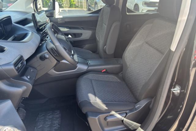 Peugeot Rifter image 9
