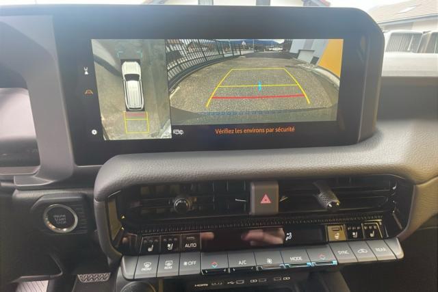 Toyota Land Cruiser image 4