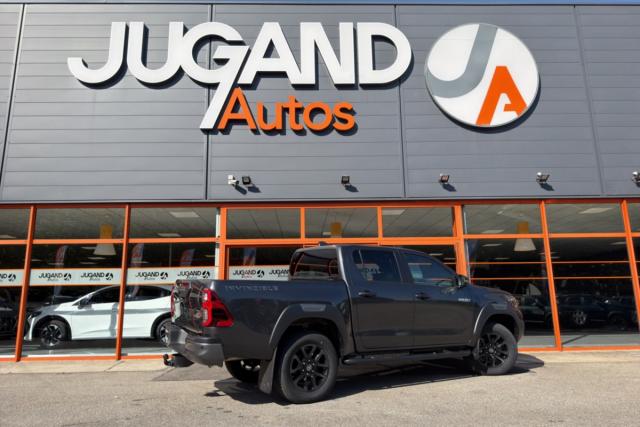 Toyota Hilux 2.8 204 Bva Invincible 4p