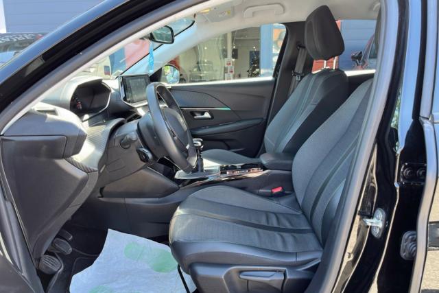 Peugeot 208 image 2