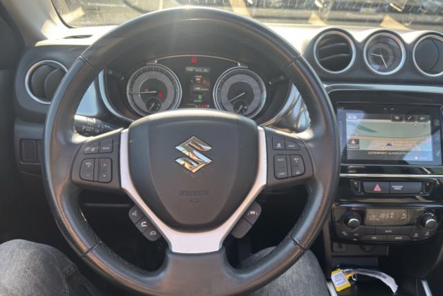 Suzuki Vitara image 1