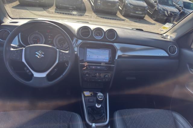 Suzuki Vitara image 5