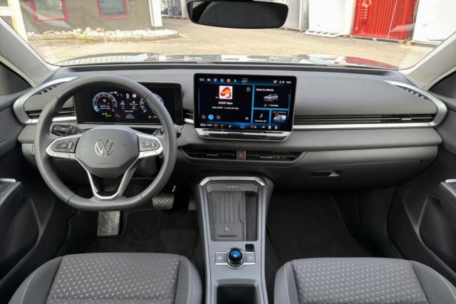 Volkswagen T-Roc image 8