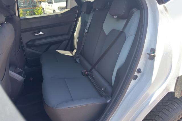 Dacia Duster image 8