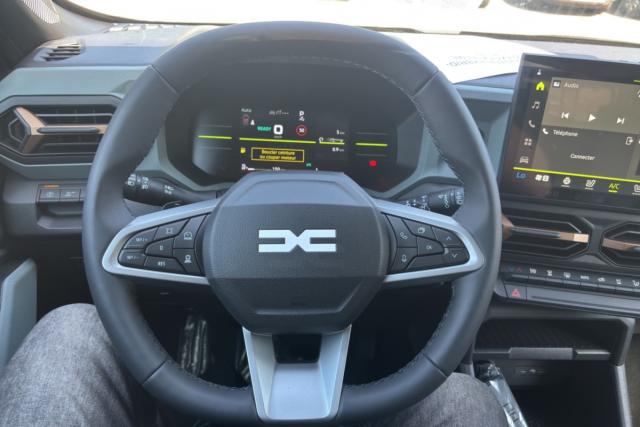 Dacia Duster image 1