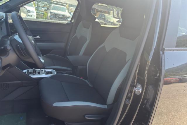 Dacia Duster image 5