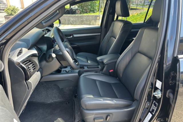 Toyota Hilux image 6