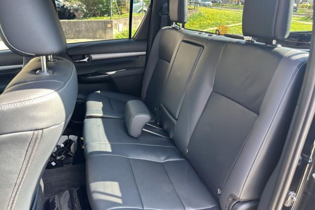 Toyota Hilux image 7