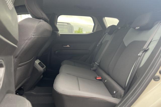Dacia Duster image 6