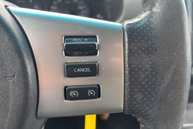 Nissan Navara image 8