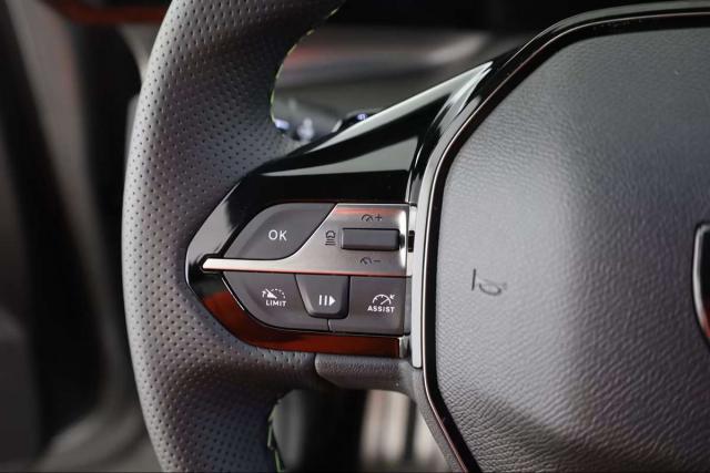Peugeot 408 image 1