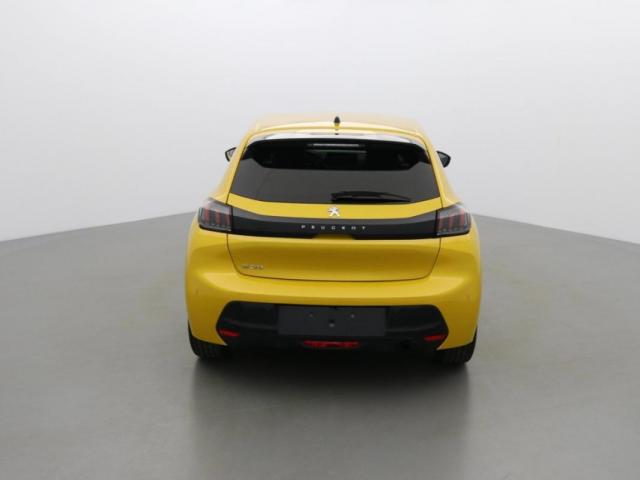 Peugeot 208 image 1