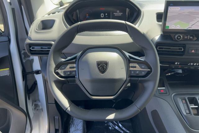 Peugeot Rifter image 1