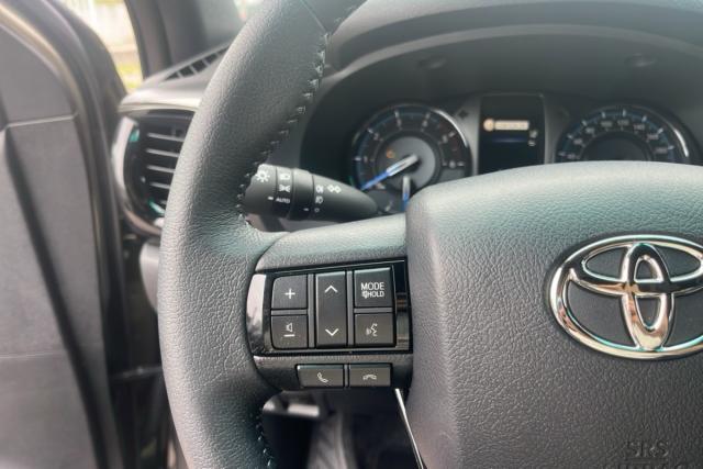 Toyota Hilux image 3