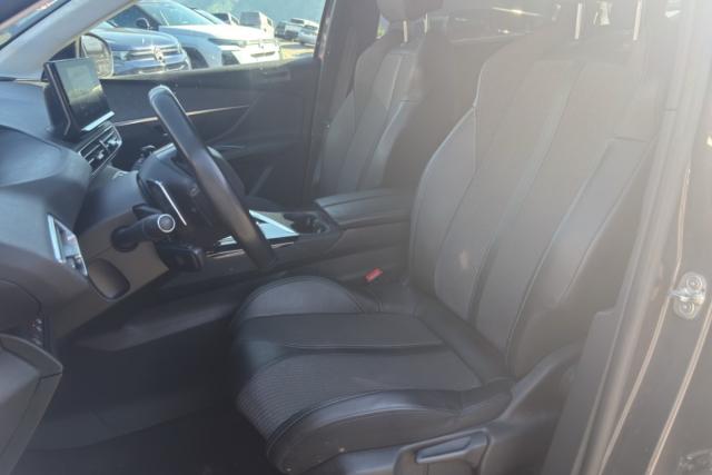 Peugeot 5008 image 4