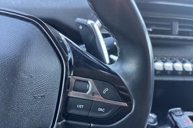 Peugeot 5008 image 8