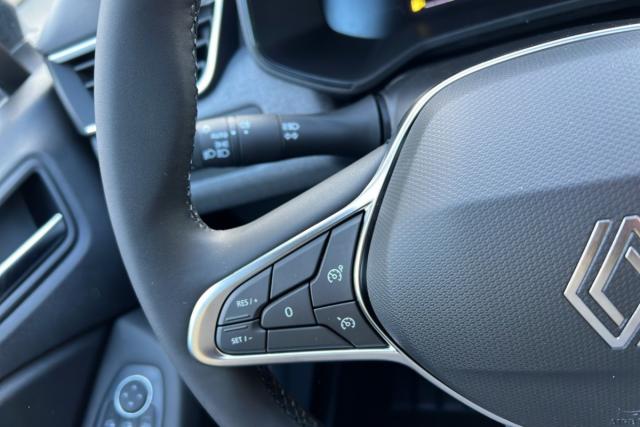 Renault Clio image 1
