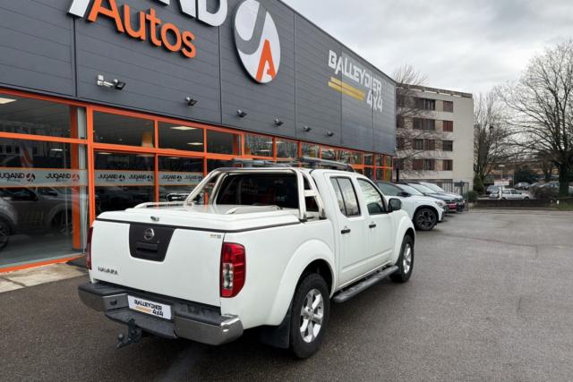 Nissan Navara image 8
