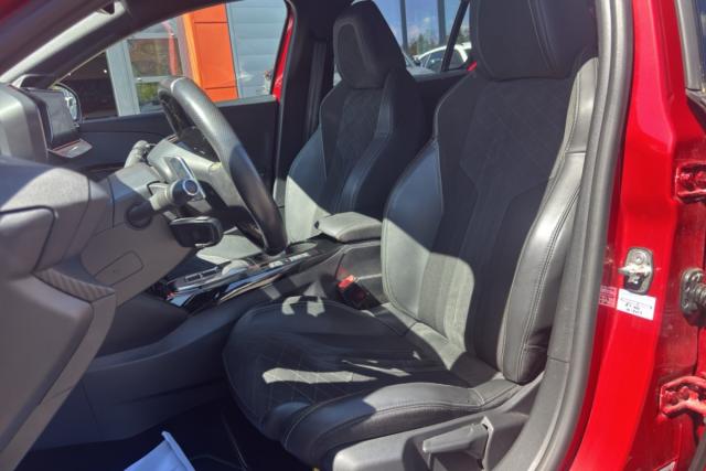 Peugeot 208 image 8