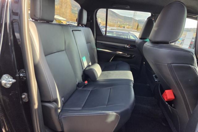 Toyota Hilux image 1