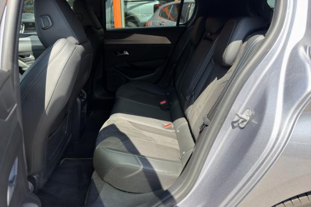 Peugeot 308 image 1