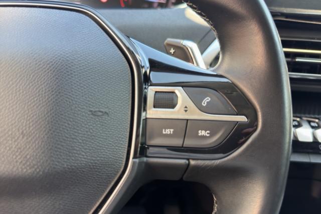 Peugeot 3008 image 3