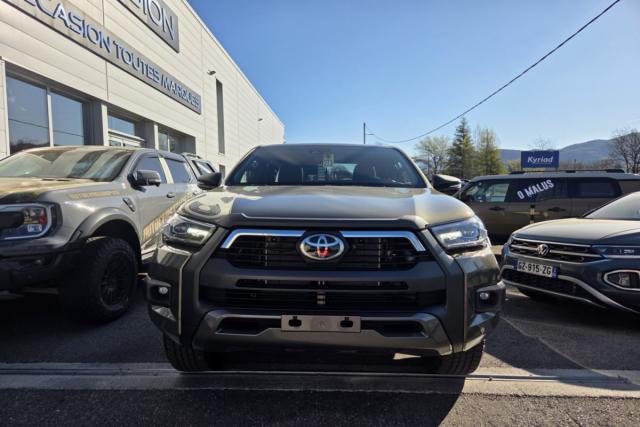 Toyota Hilux 2.8 204 Bva Invincible 4p