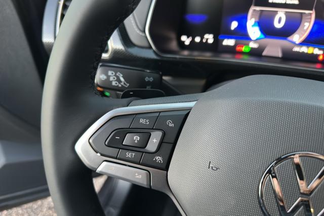 Volkswagen T-Cross image 1