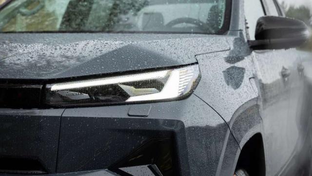 Toyota Hilux image 3
