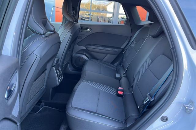 Renault Symbioz image 2