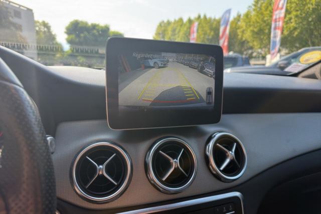 Mercedes Benz Gla image 6