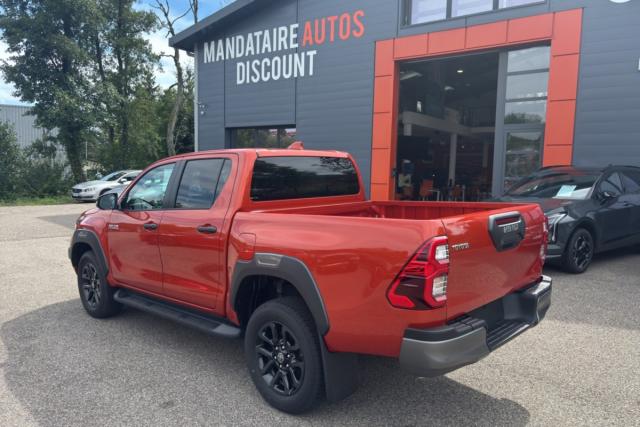 Toyota Hilux 2.8 204 Bva Invincible 4p