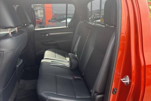 Toyota Hilux image 9