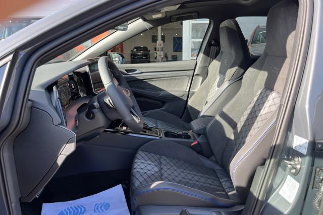 Volkswagen Golf image 3