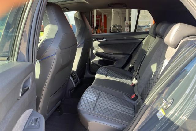Volkswagen Golf image 2